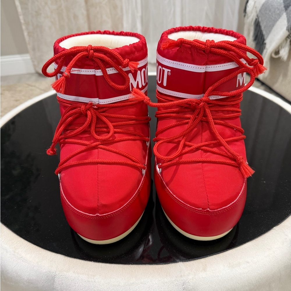 Red Moon Boot Snow Boots